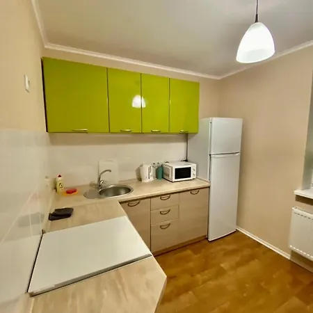 у 2 хвилинах від метро нова супер видова Kyiv
