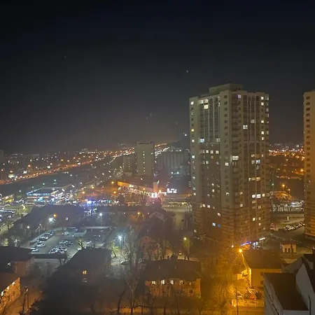 у 2 хвилинах від метро нова супер видова *
